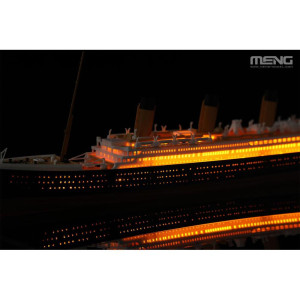 TITANIC 1/700