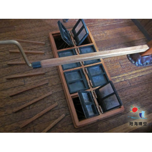 HMS Royal Caroline 1749  1:30